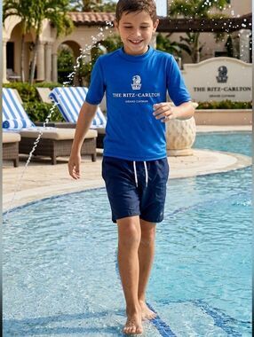 {The Ritz-Carlton} Grand Cayman Kids Blue Rash Guard T-Shirt - Size 4T
